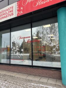 akende kiletamine, päikesekaitsekiled, privaatsuskleebis, aspäikesekaitsekiled, akende toonimine, aknakiled, energiakiled, toonkiled