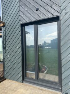 Privaatsuskiled, Päikesekaitsekile, Toonkile, Energiakile, Infinity Films, Infinity Films Nano 60, Infinity Films Nano 30, Infinity Films Titan 60, Klaaspakett hind, Päikest peegeldavad kardinad, Akende kiletamine Tartus, Privaatsus aknakile, Energiasääst, Rulood Tartu, Rulood akna külge, Akende kiletamine